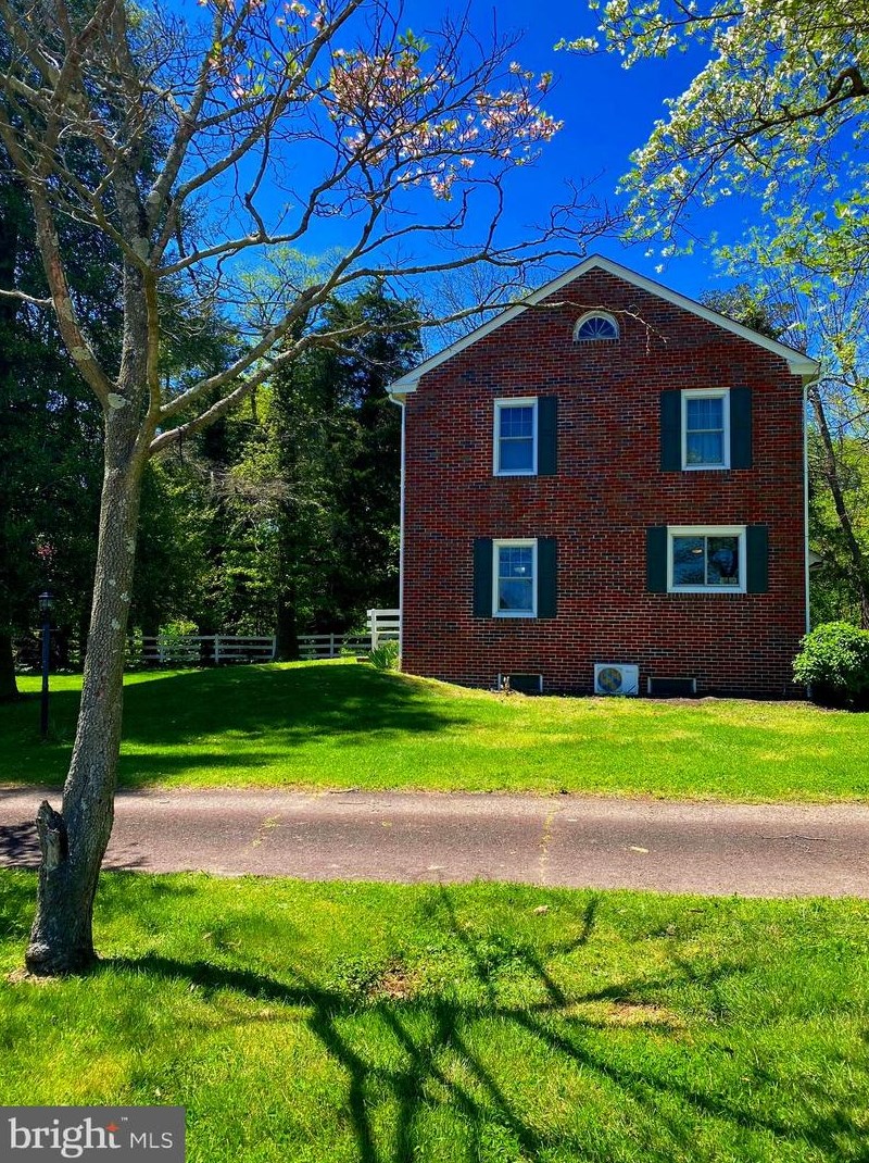 871 Route 40, Pilesgrove, NJ 08098