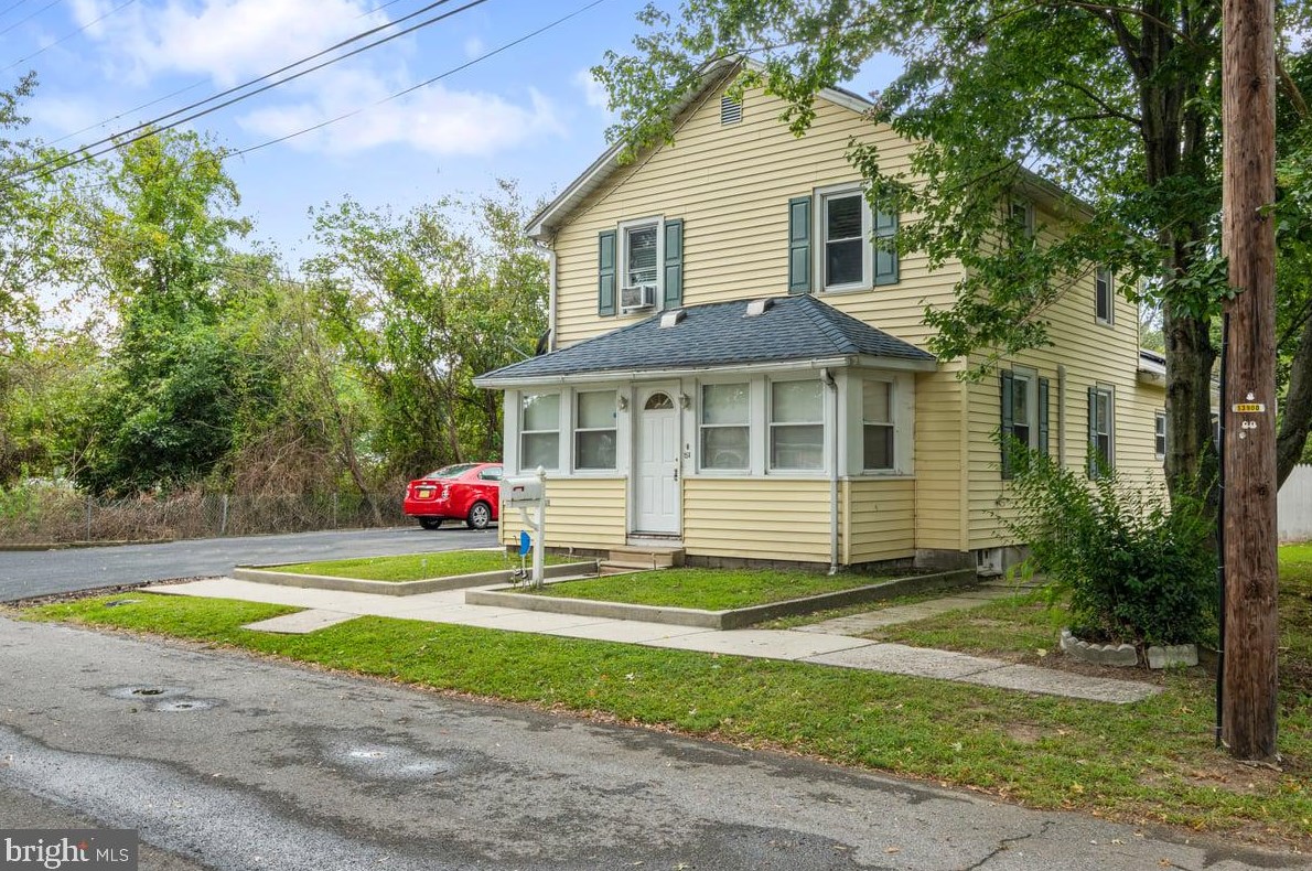 154 Guest St, Carneys Point Township, NJ 08069-1034