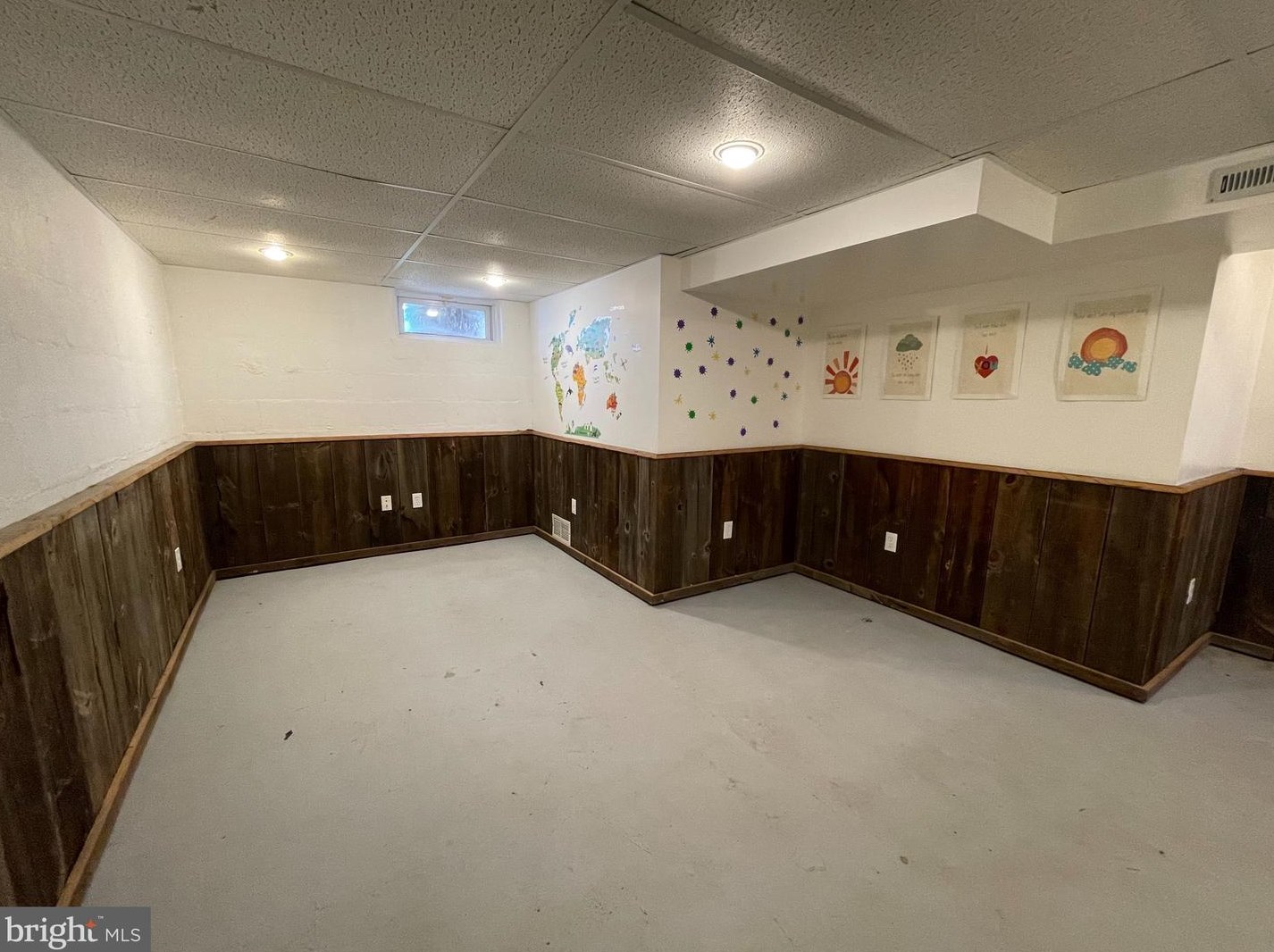 33 Harvard Rd, Pennsville NJ 08070-3603 exterior