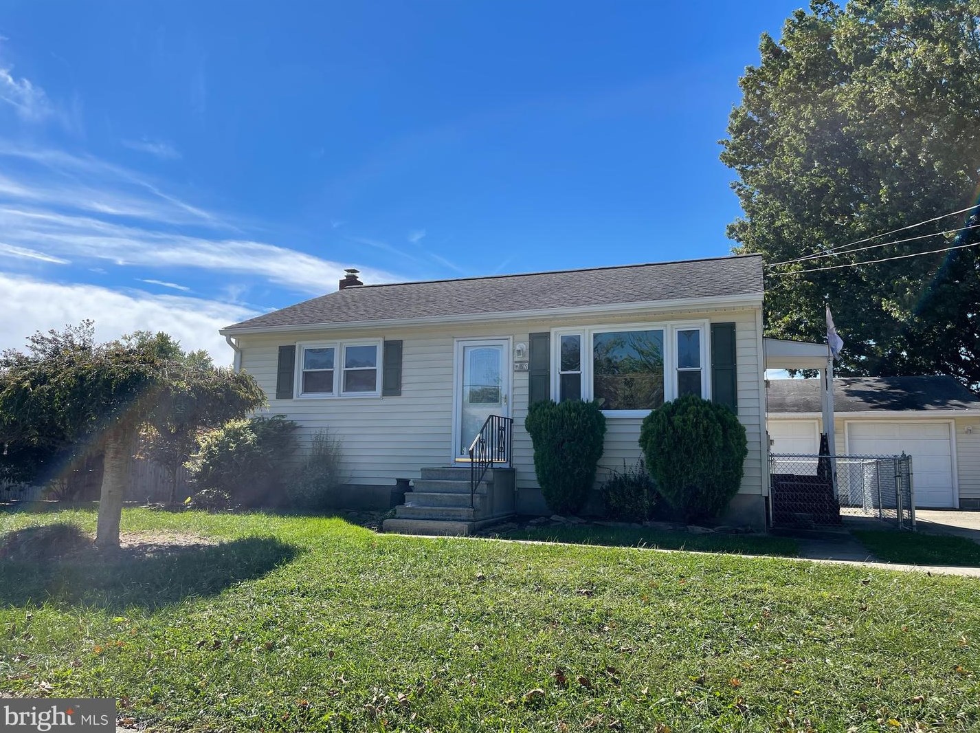 33 Harvard Rd, Pennsville, NJ 08070-3603