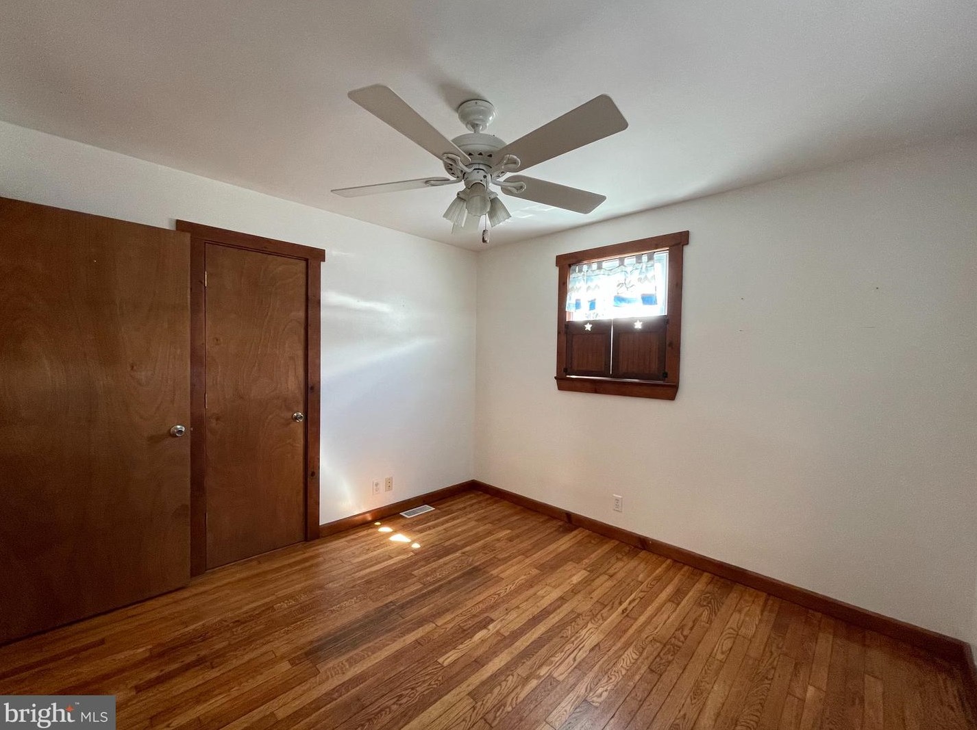 33 Harvard Rd, Pennsville NJ 08070-3603 exterior