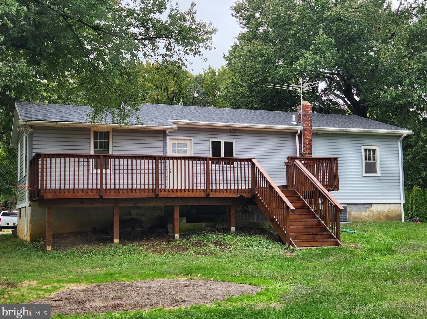 70 Heron Ave, Pennsville, NJ 08070-1328