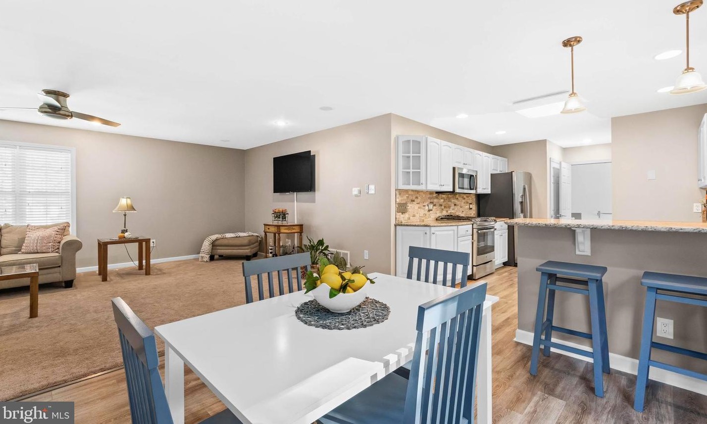 51 Heron Ave, Pennsville NJ  08070-1307 exterior