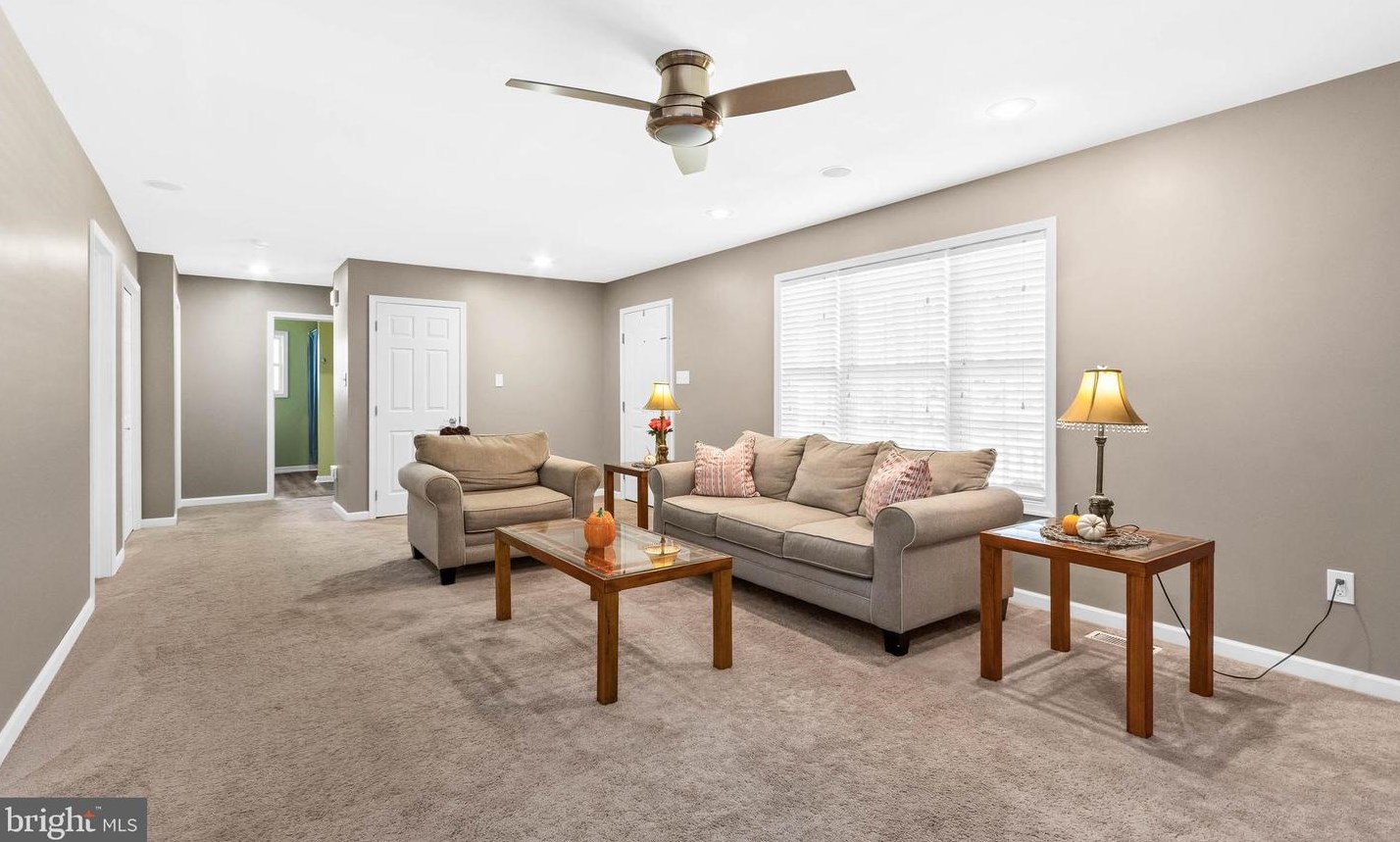 51 Heron Ave, Pennsville NJ  08070-1307 exterior