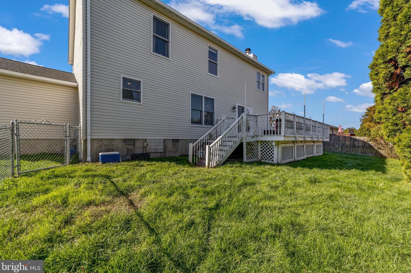 12 Ferry Rd, Pennsville NJ  08070-2008 exterior