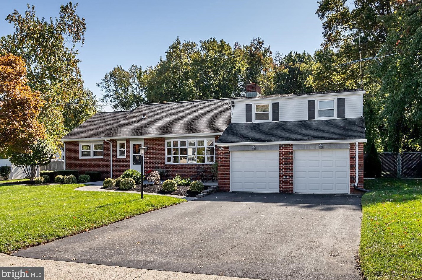14 Cordrey Ave, Pennsville, NJ 08070-2603