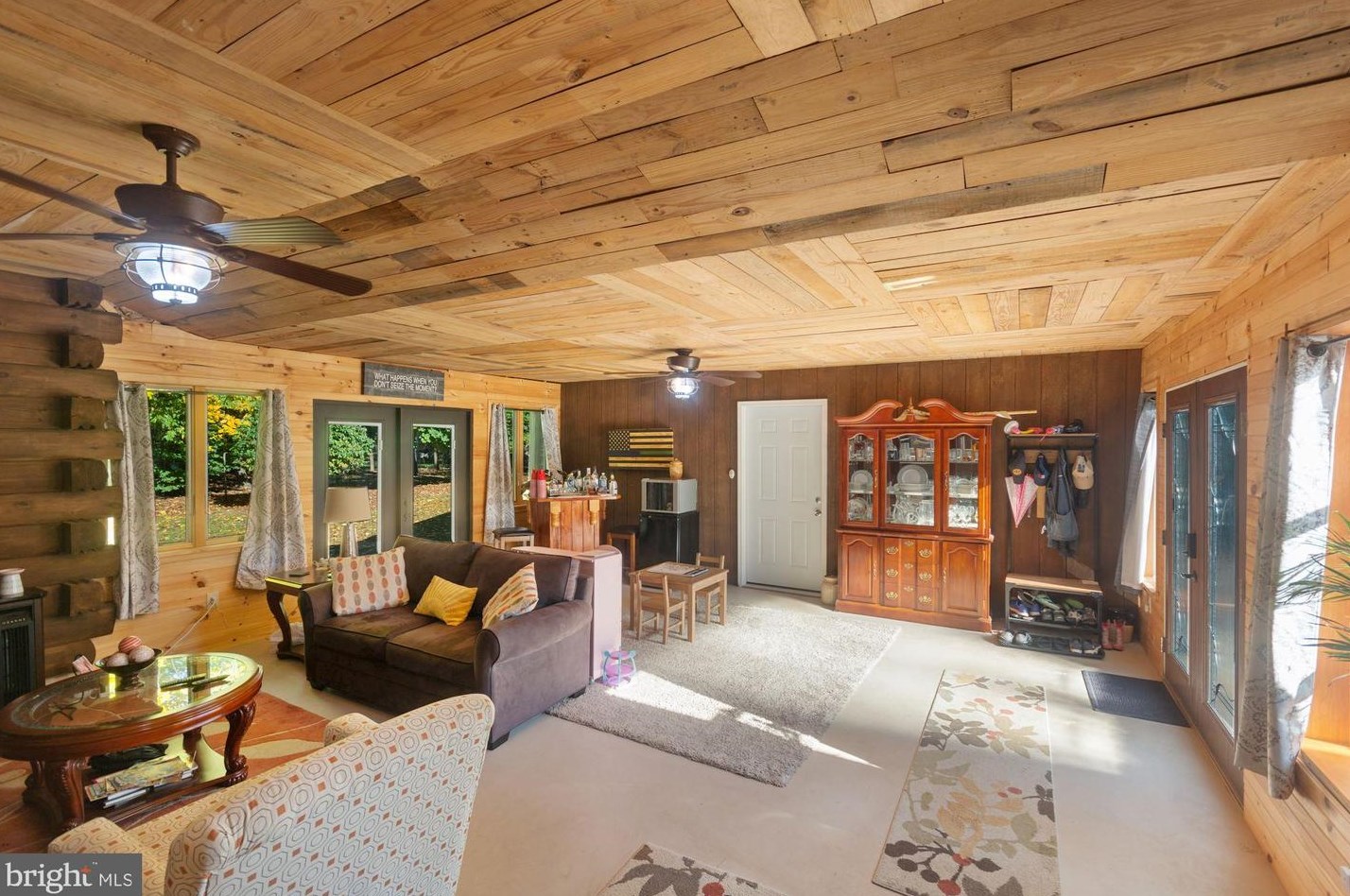 46 Delaware Ave, Pennsville NJ 08070-1825 exterior