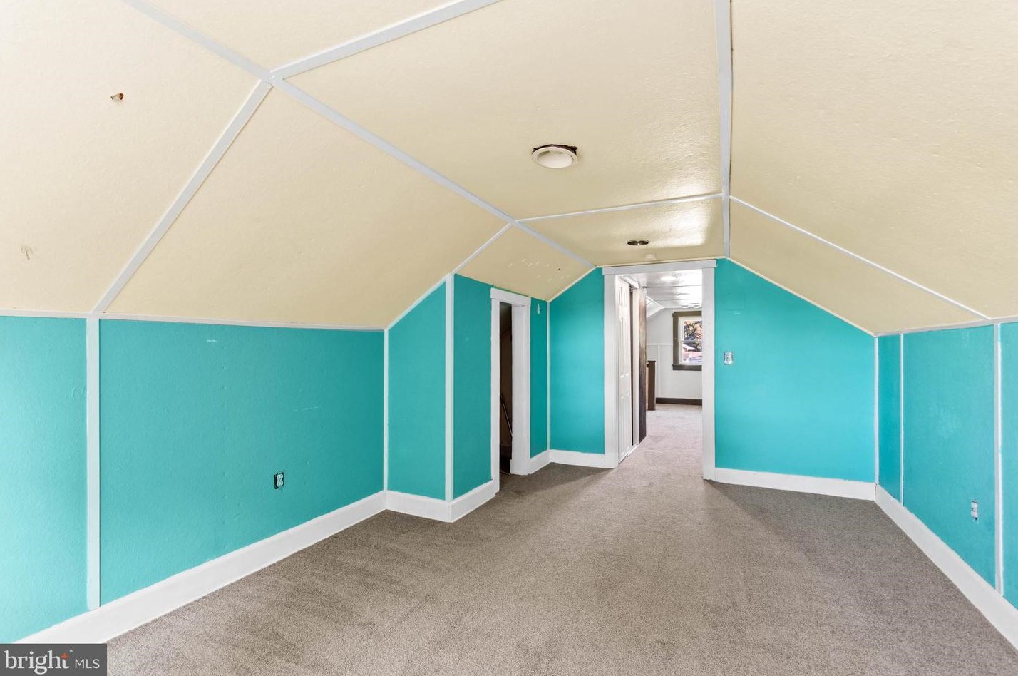 86 Pittsfield St, Pennsville NJ  08070-1820 exterior