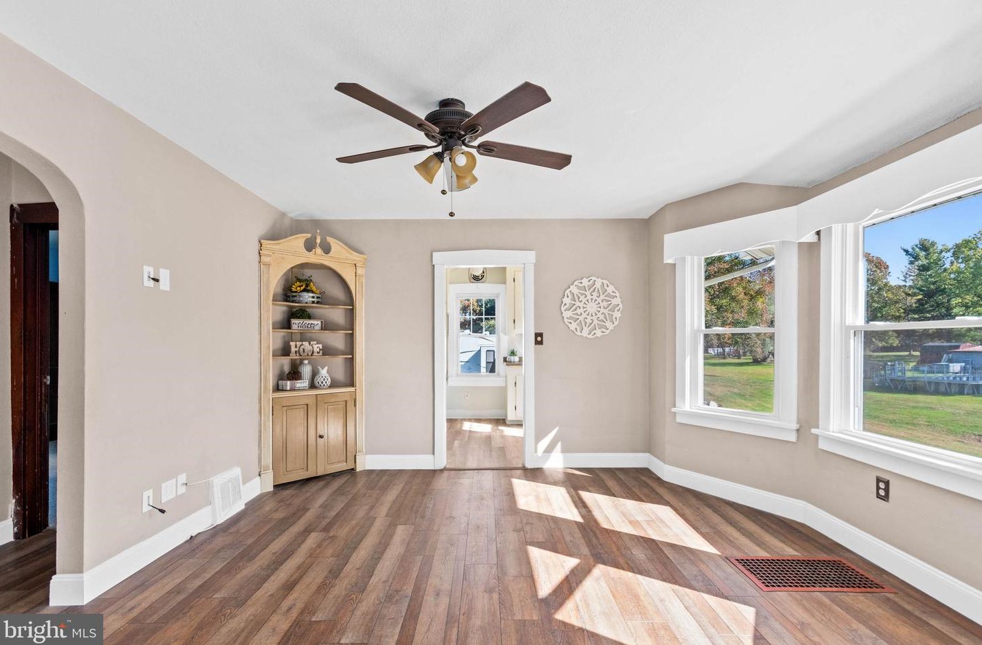 86 Pittsfield St, Pennsville NJ  08070-1820 exterior