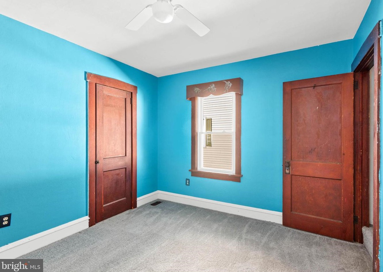 86 Pittsfield St, Pennsville NJ  08070-1820 exterior