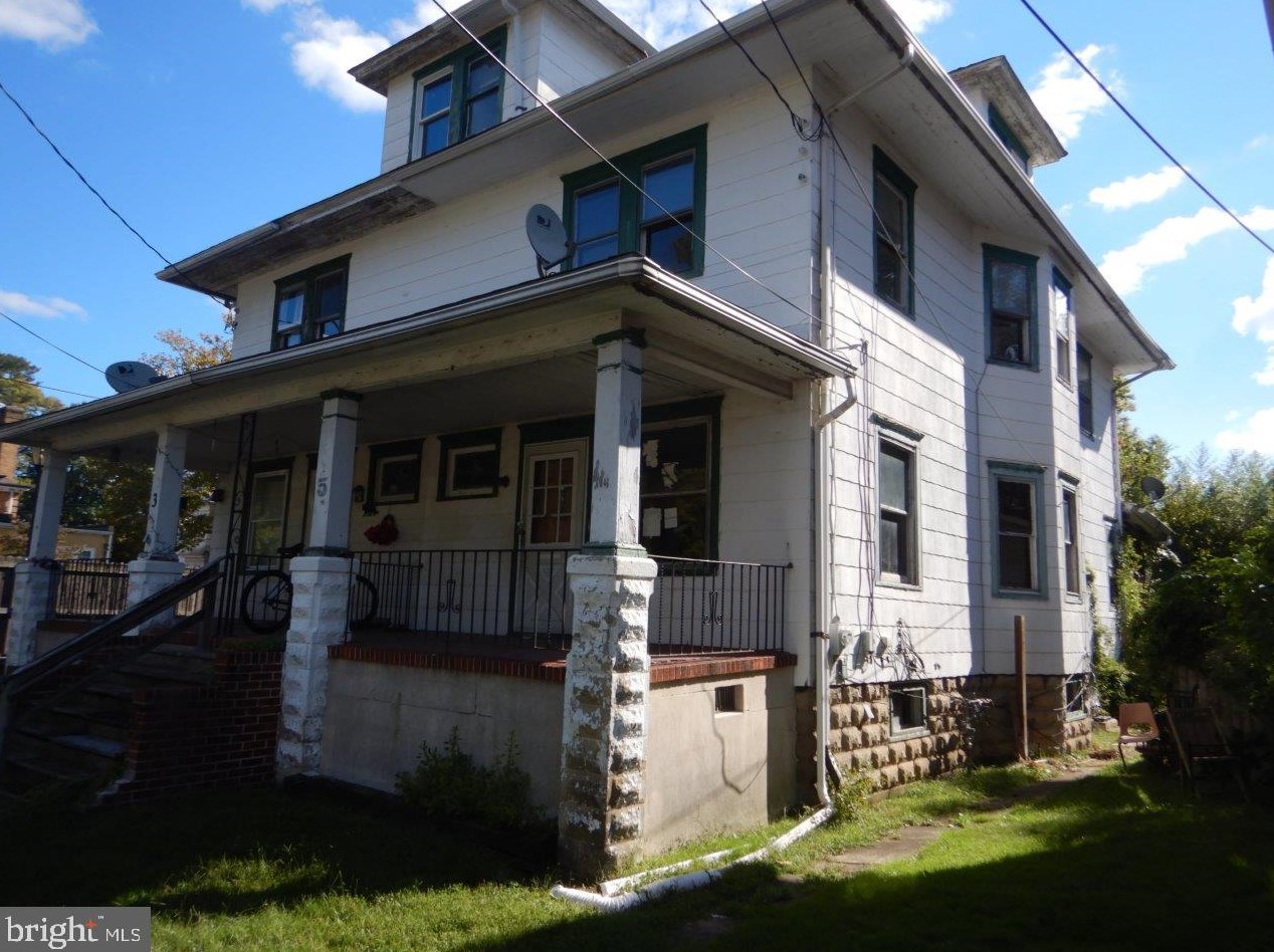 5 Naylor Ave, Carneys Point Township, NJ 08069-1607