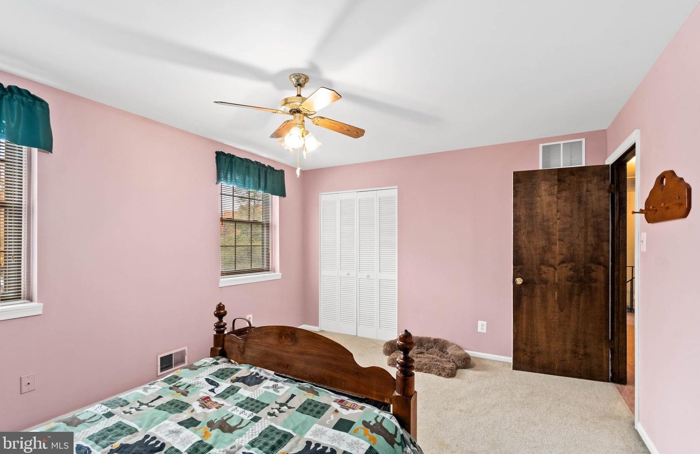 75 Pennsville Auburn Rd, Carneys Point Township NJ  08069-3625 exterior