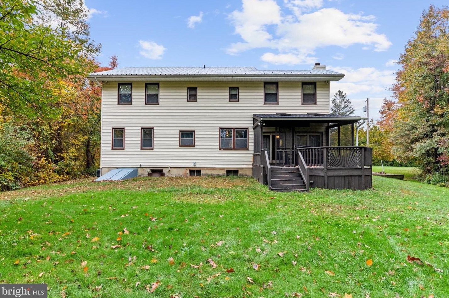 75 Pennsville Auburn Rd, Carneys Point Township NJ  08069-3625 exterior