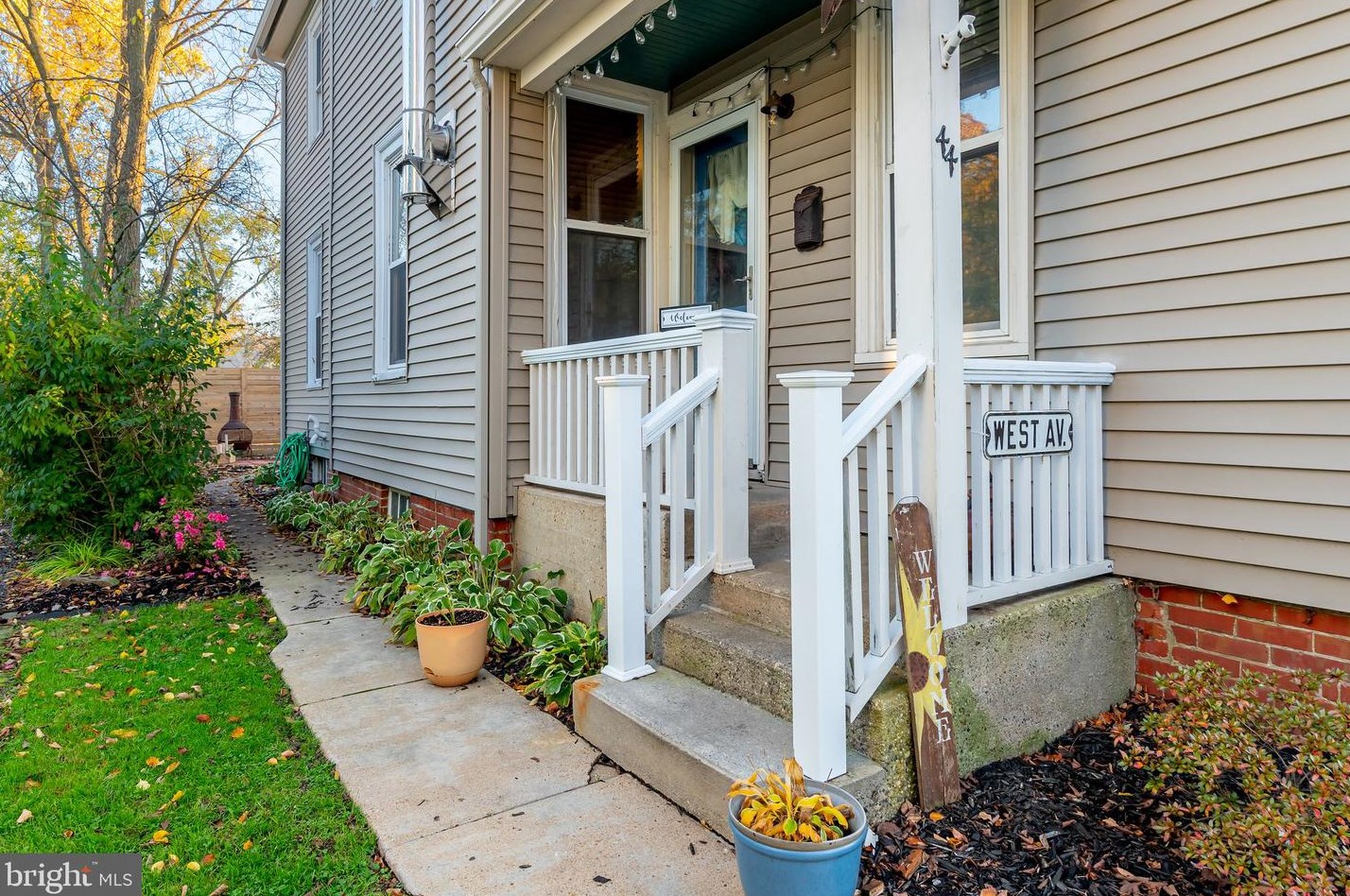 44 West Ave, Pilesgrove, NJ 08098