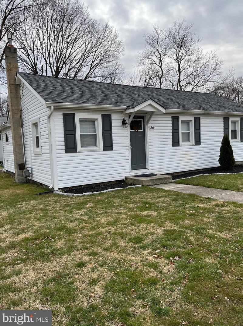 36 Morningside Dr, Pennsville, NJ 08070-2545