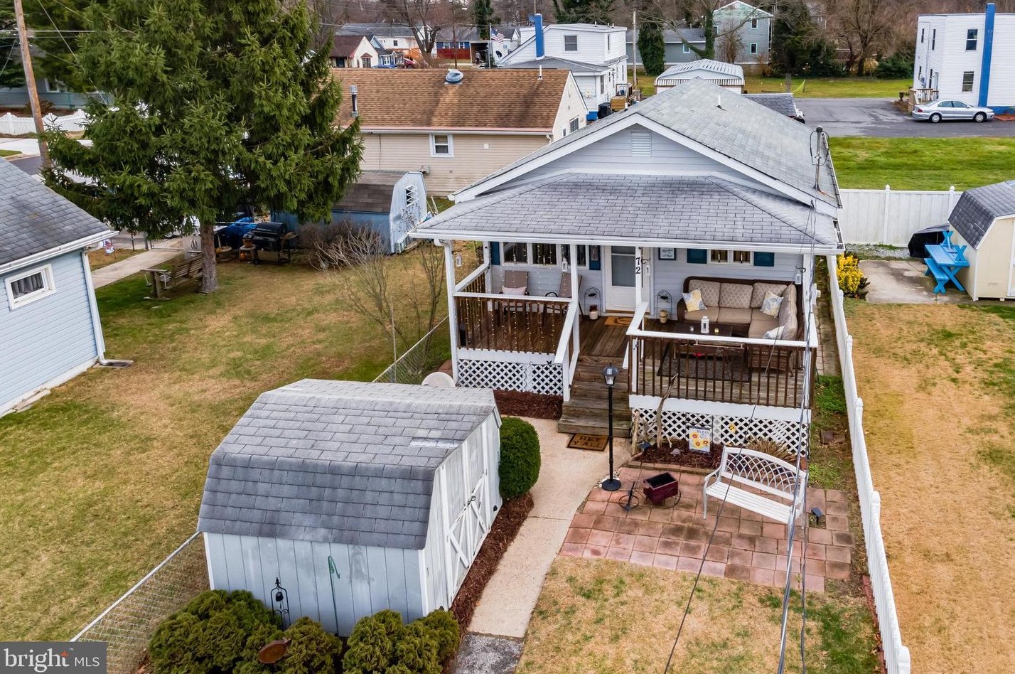 72 River Dr, Pennsville, NJ 08070-1608