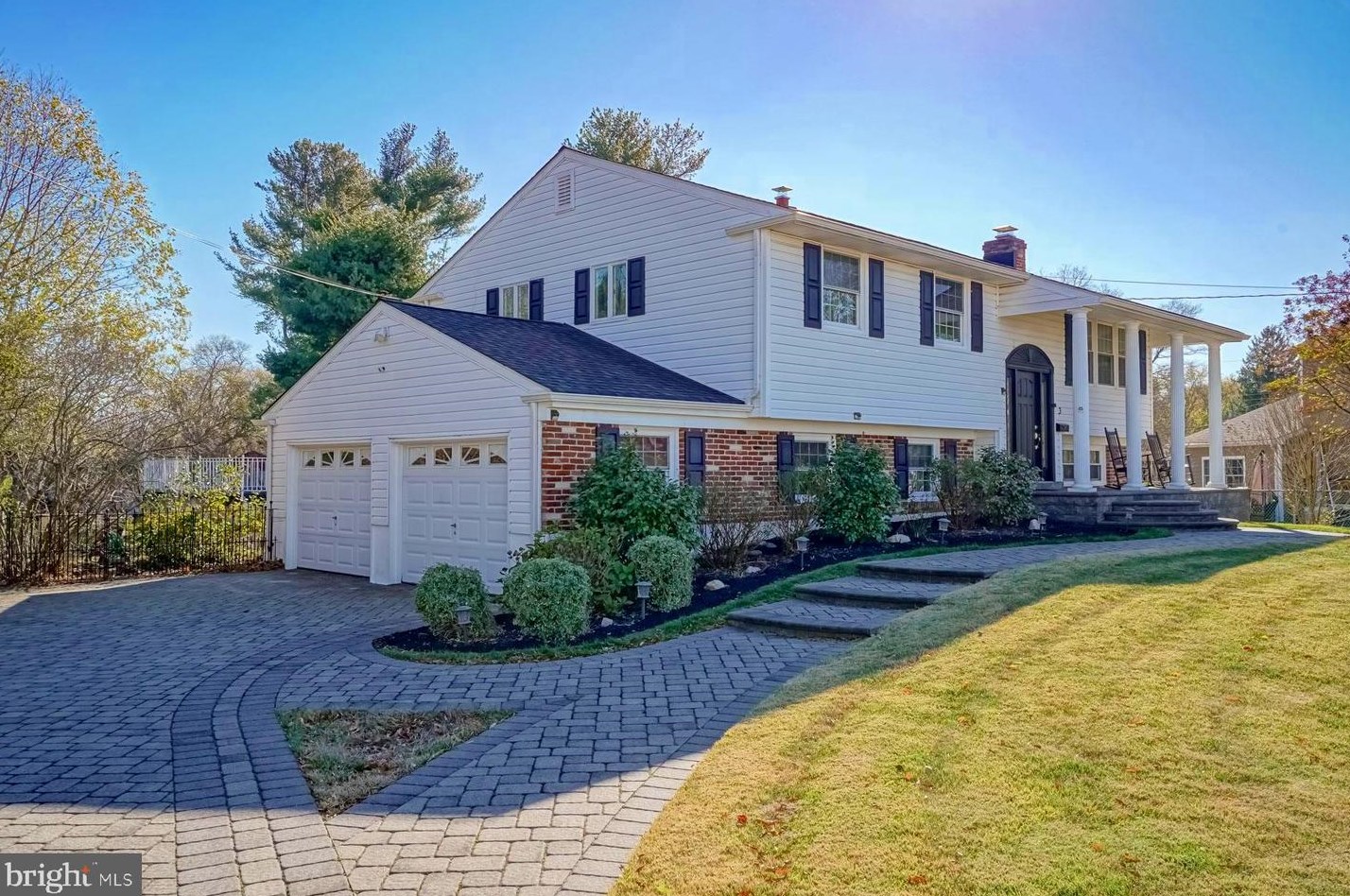 3 Musket Ln, Pennsville, NJ 08070-3410
