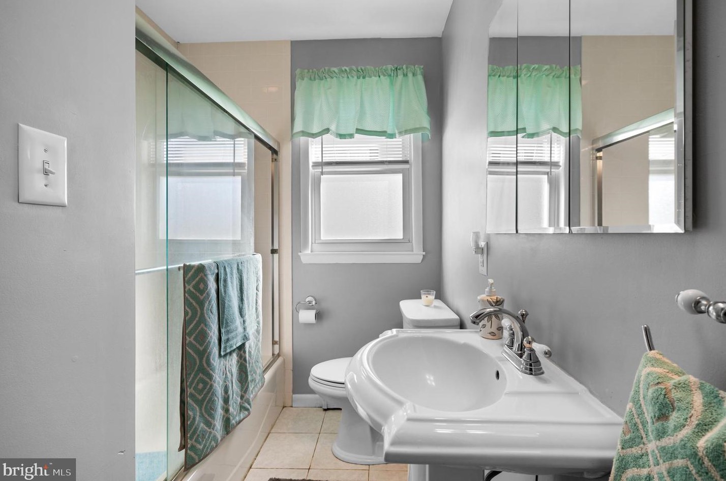 142 Eaton Rd, Pennsville NJ 08070-2446 exterior