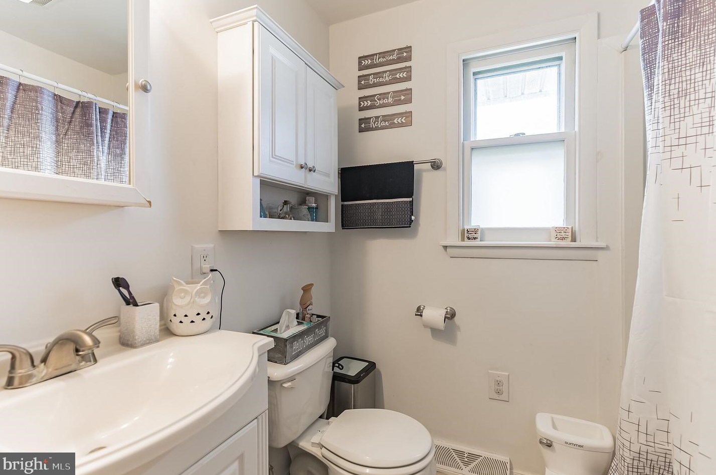 86 Highland Ave, Pennsville NJ  08070-2209 exterior