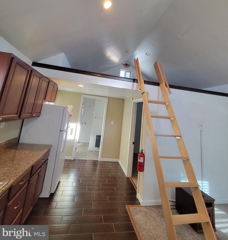 44 Chestnut St #b, Pennsville, NJ 08070