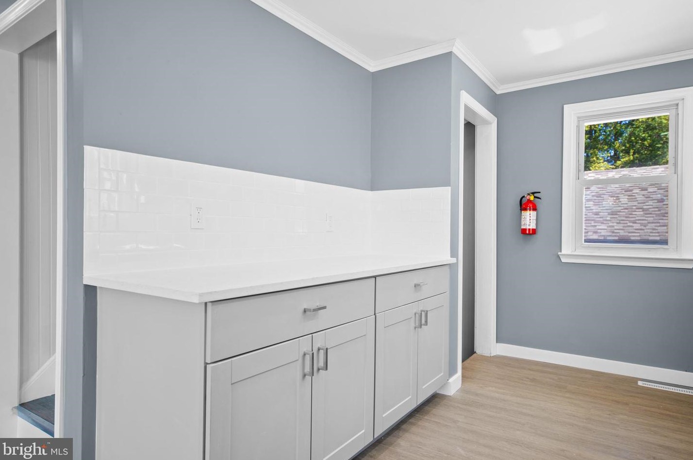 38 Marlyn Ave, Pennsville NJ 08070-1405 exterior