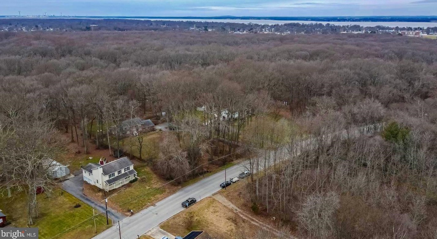 229 Pittsfield St, Pennsville, NJ 08070-1921