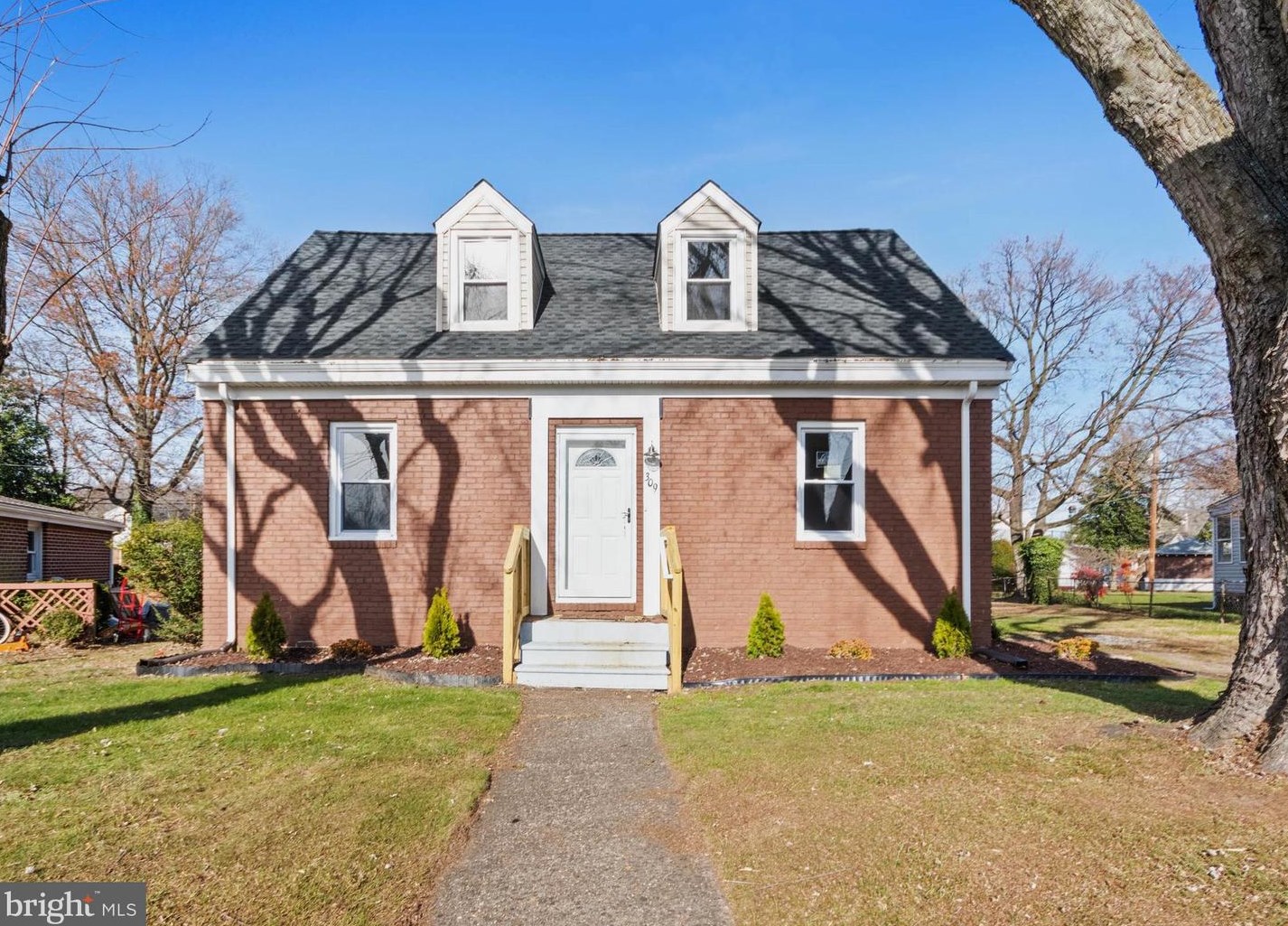 309 Washington Dr, Pennsville, NJ 08070-1315