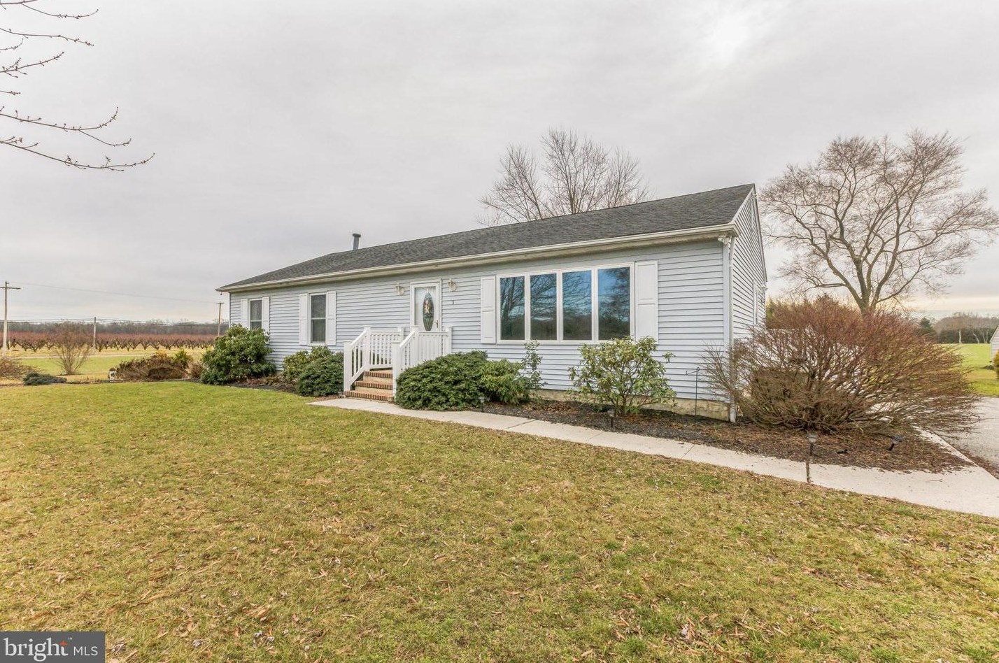 5 New Freedom Rd, Aura NJ  08343-1834 exterior