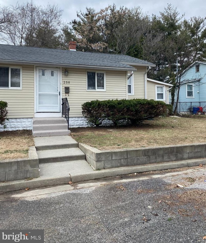 258 Birch St, Carneys Point Township, NJ 08069