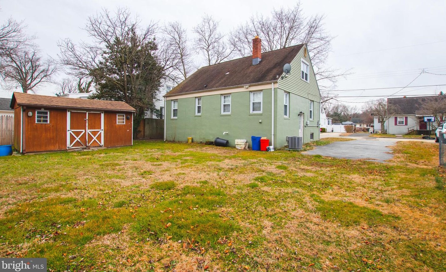 425 Ives Ave, Carneys Point Township NJ  08069-2615 exterior