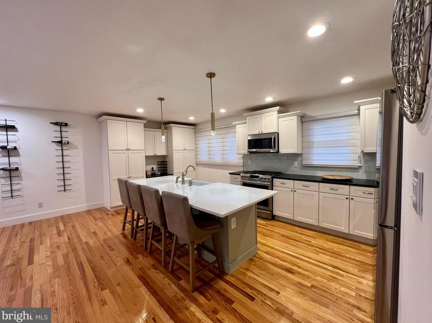 91 2nd St, Pennsville, NJ 08070