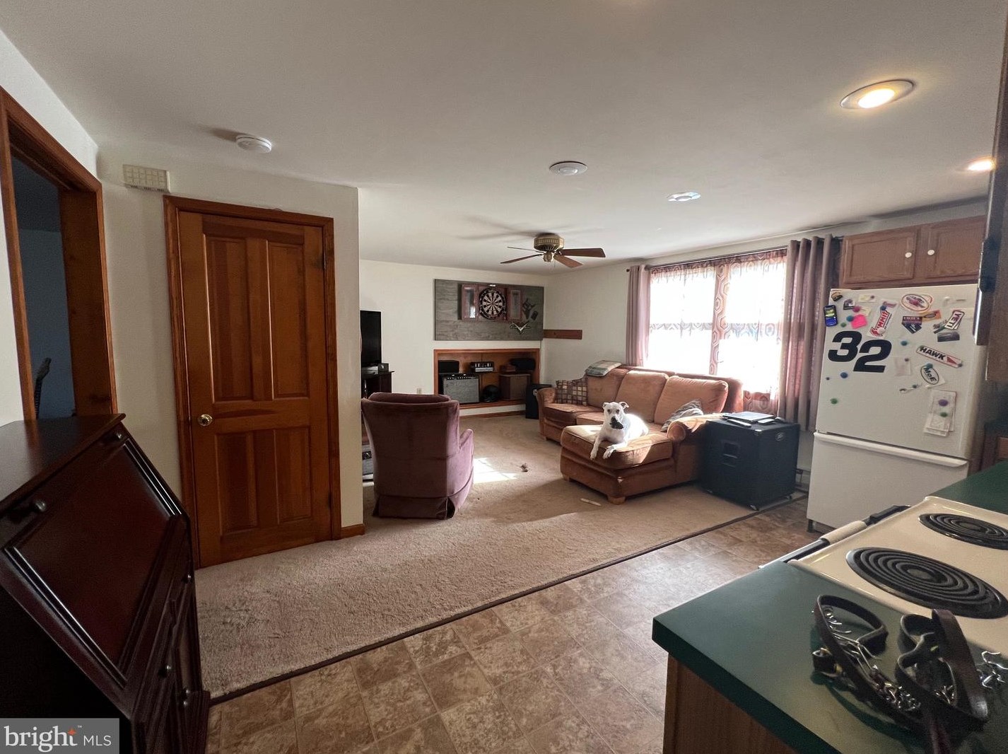 45 Lee St, Pilesgrove, NJ 08098