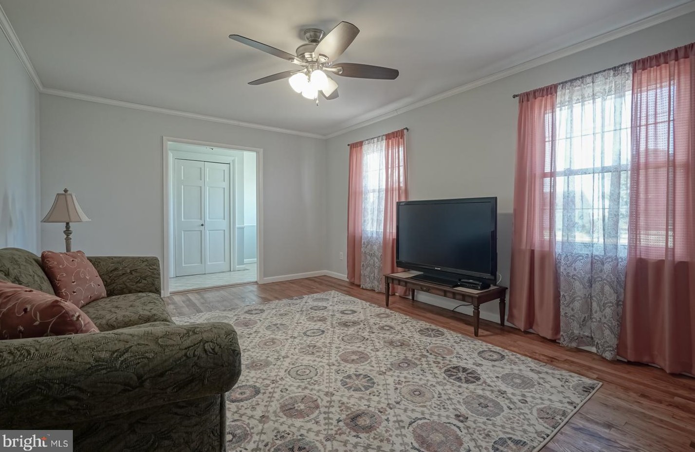 178 River Dr, Pennsville NJ  08070-1633 exterior