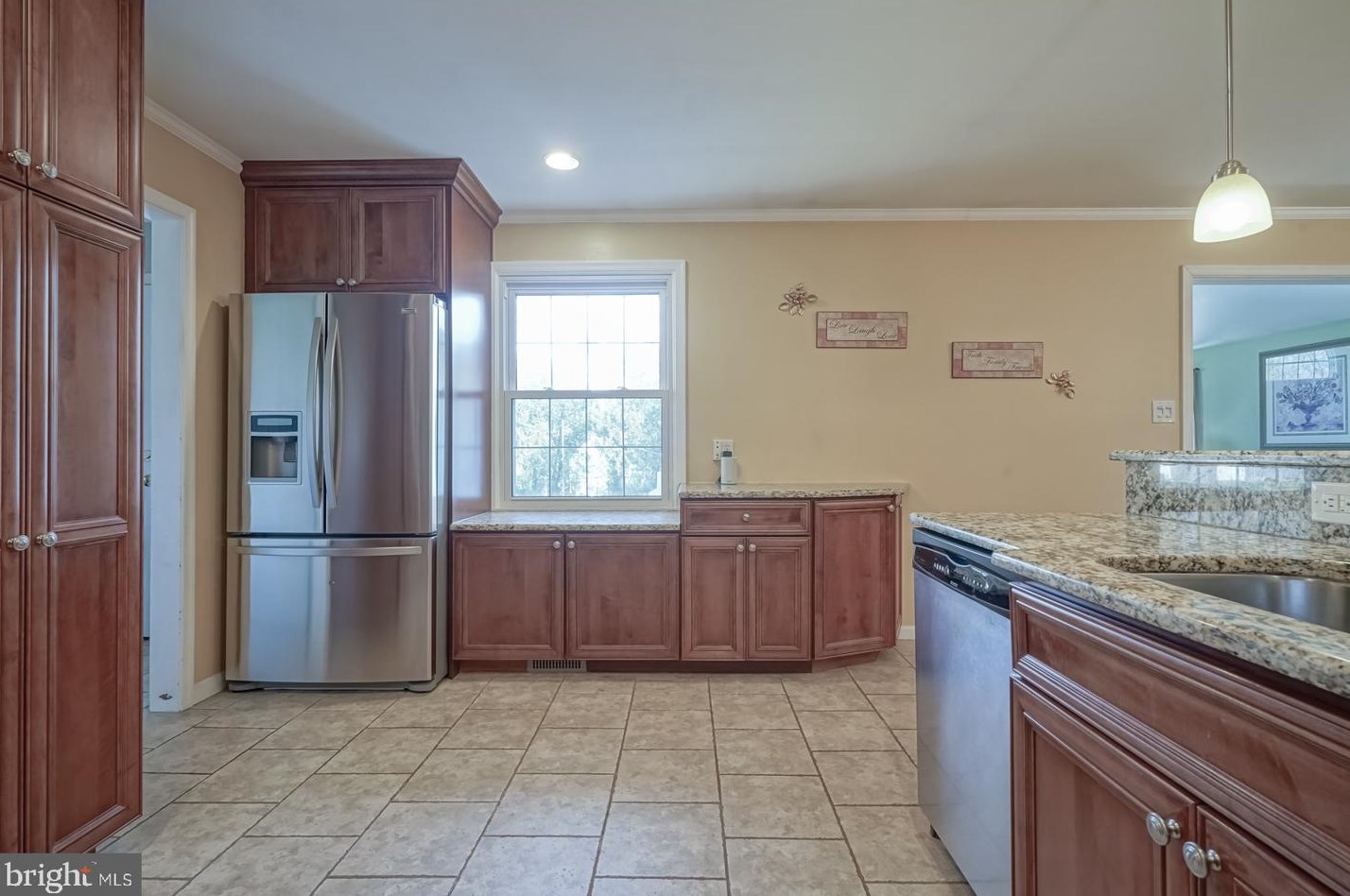 178 River Dr, Pennsville NJ  08070-1633 exterior