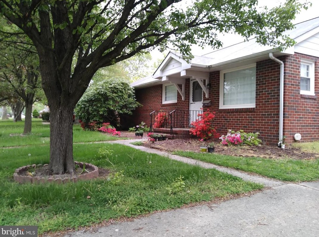 22 Grace Ave, Pennsville, NJ 08070-1205