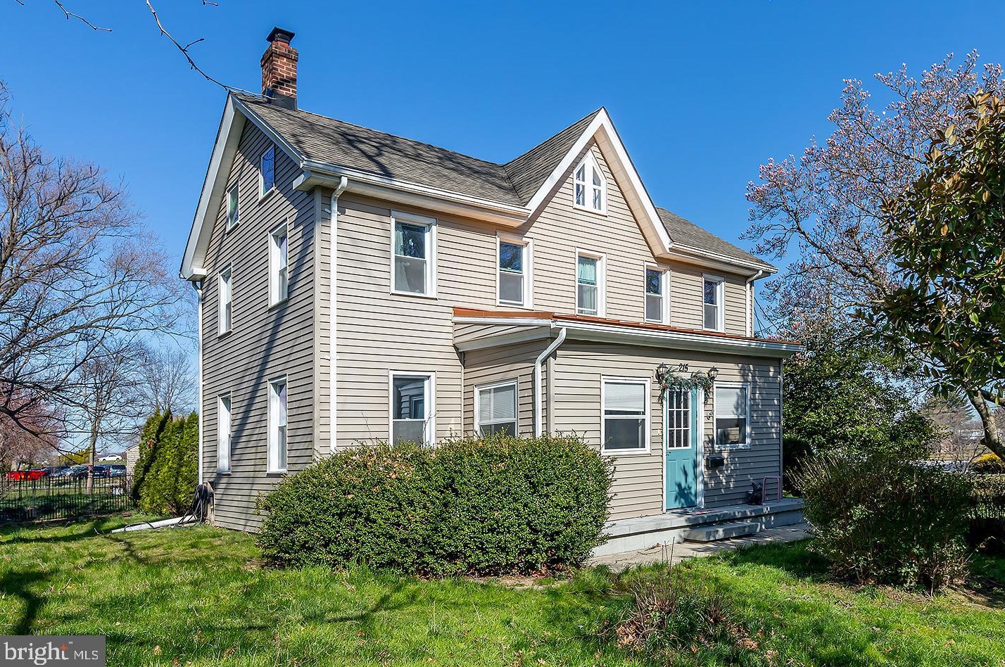215 Elm St, Pilesgrove, NJ 08098