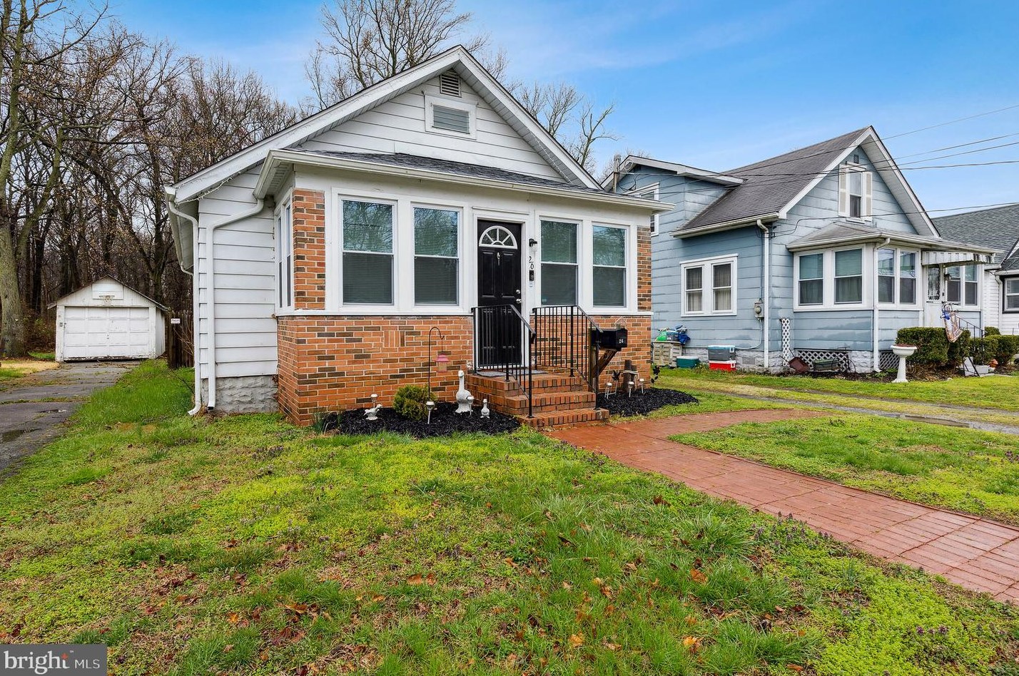 26 Jenkins Ave, Pennsville, NJ 08070-1404