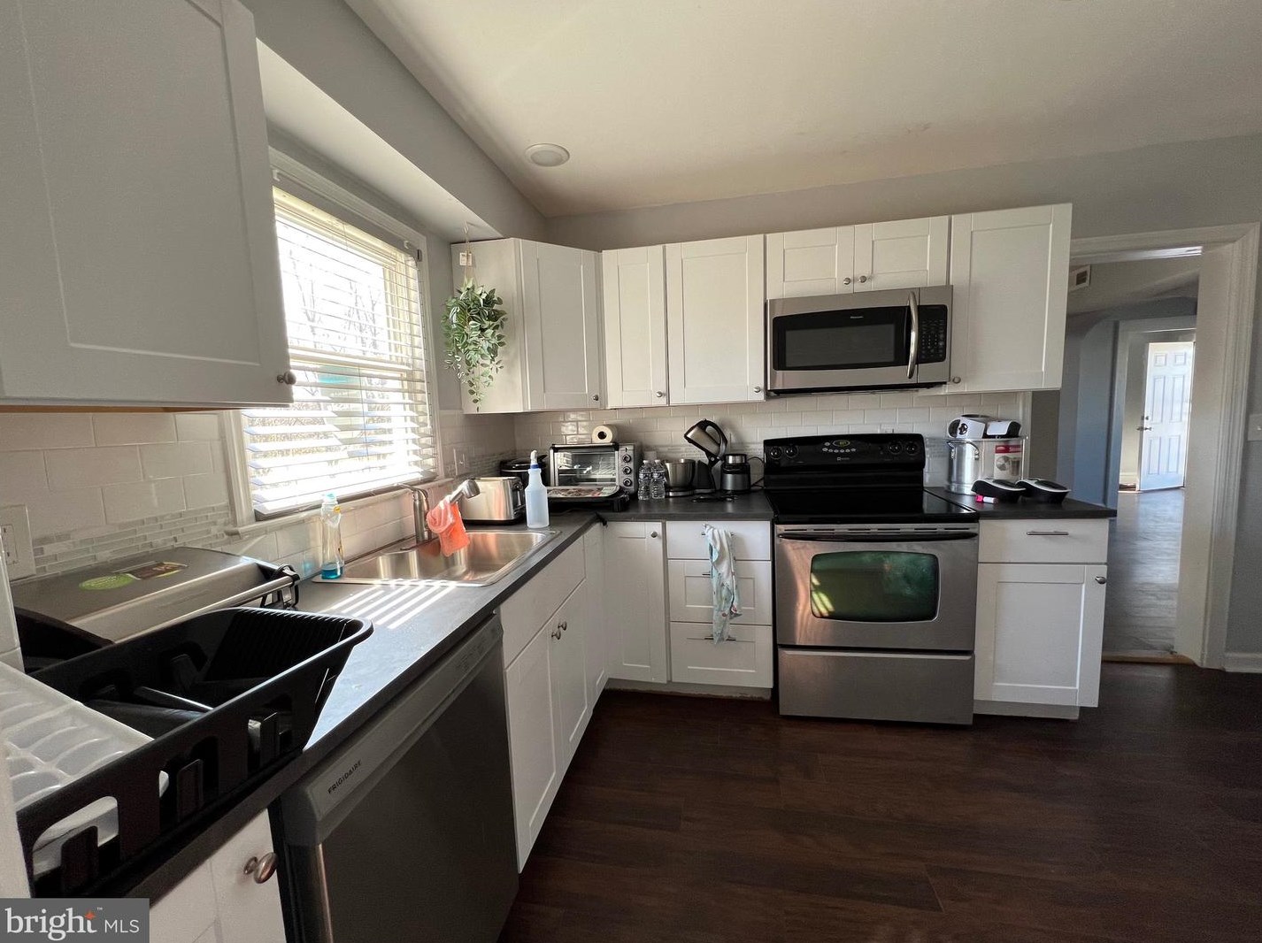 21 N Virginia Ave, Carneys Point Township, NJ 08069