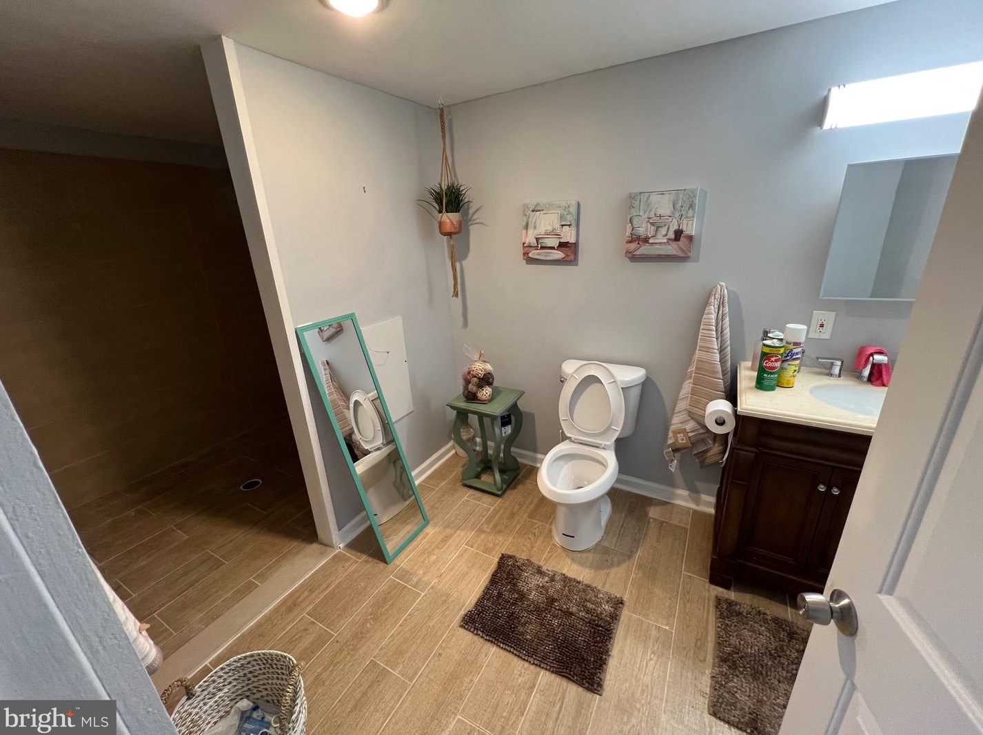 21 Virginia Ave, Carneys Point Township NJ  08069-1760 exterior