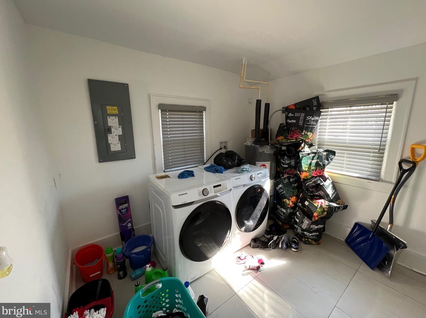 21 Virginia Ave, Carneys Point Township NJ  08069-1760 exterior