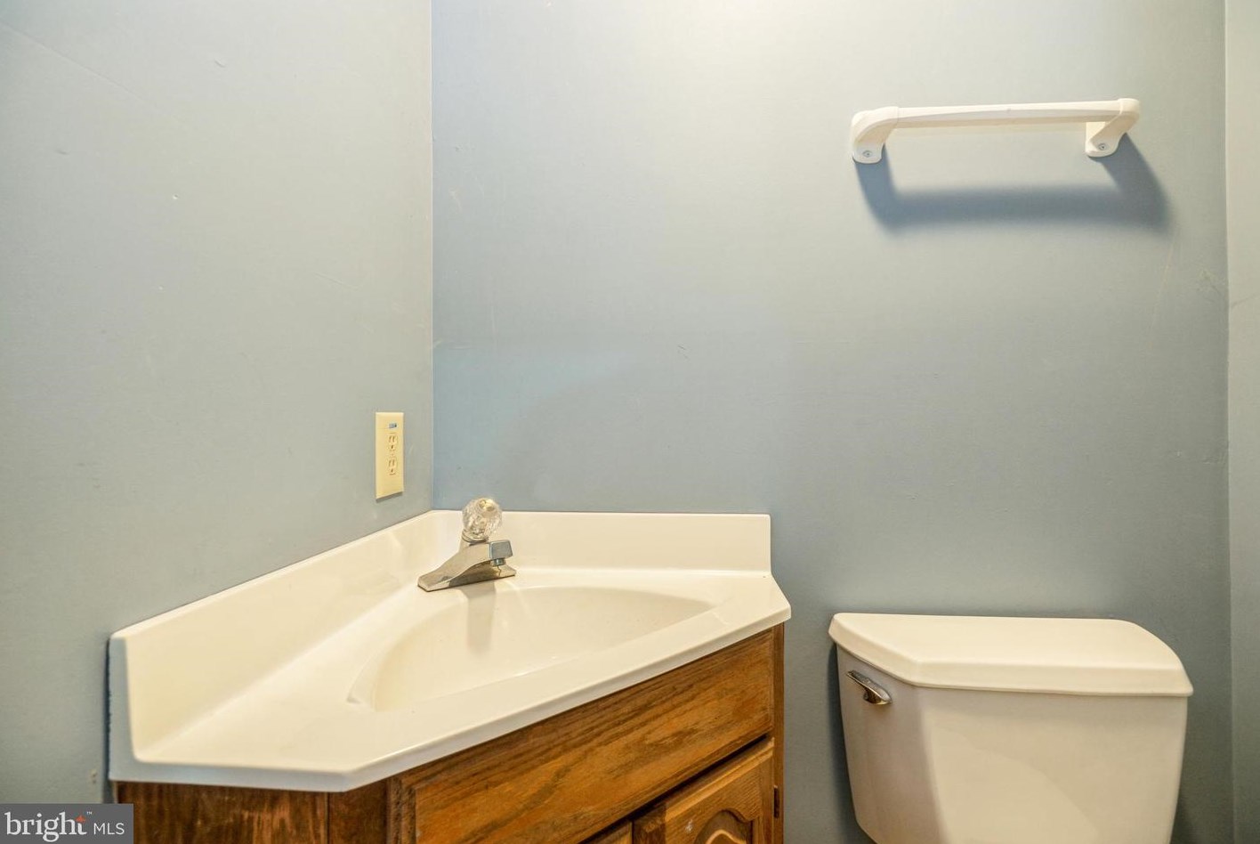 18 Grace Ave, Pennsville NJ  08070-1205 exterior