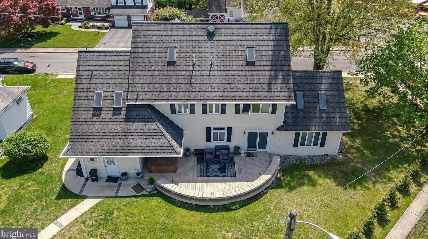 13 Cordrey Ave, Pennsville NJ  08070-2602 exterior