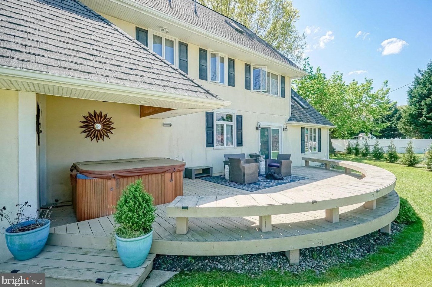 13 Cordrey Ave, Pennsville NJ  08070-2602 exterior