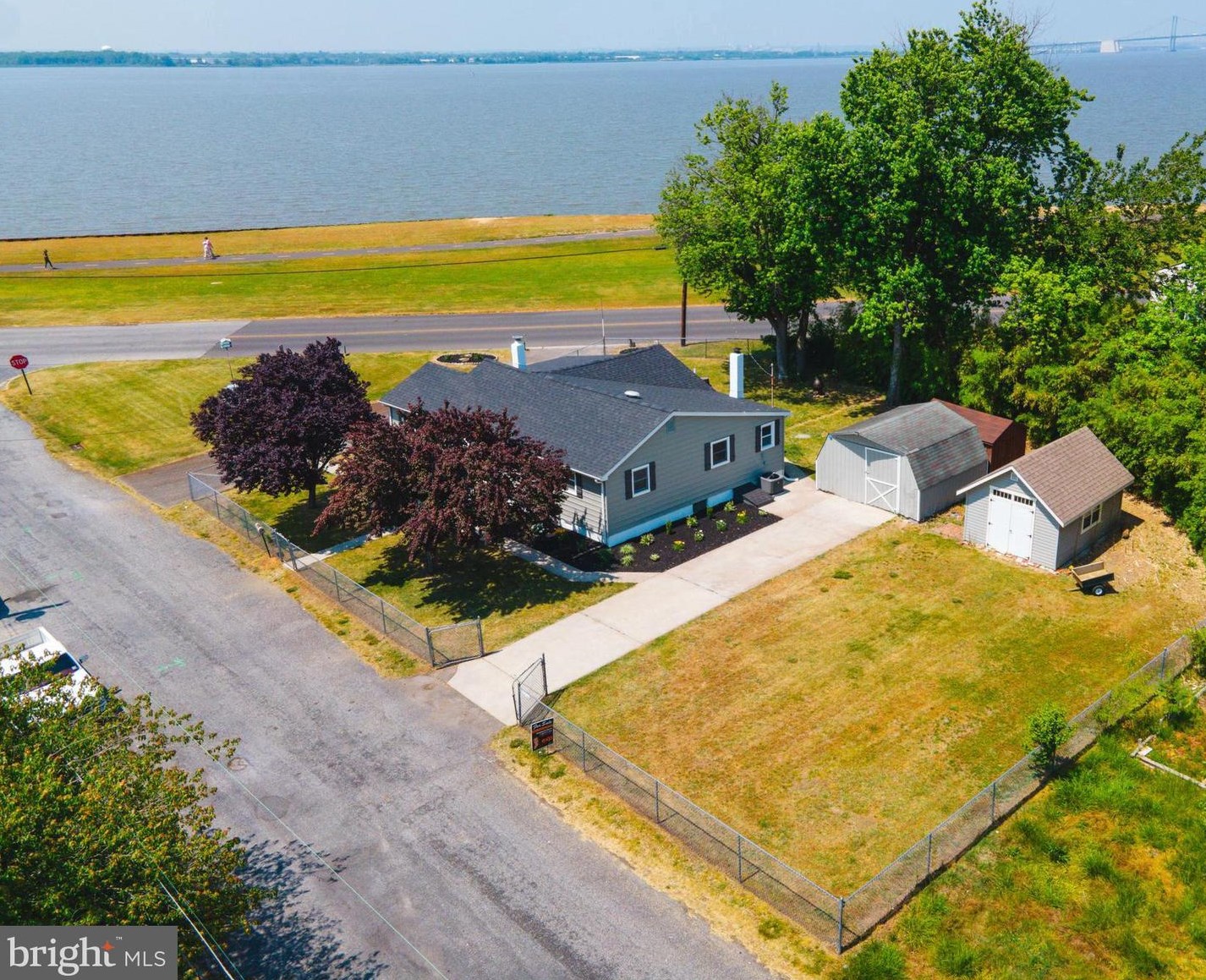 170 Jefferson Rd, Pennsville, NJ 08070-2972