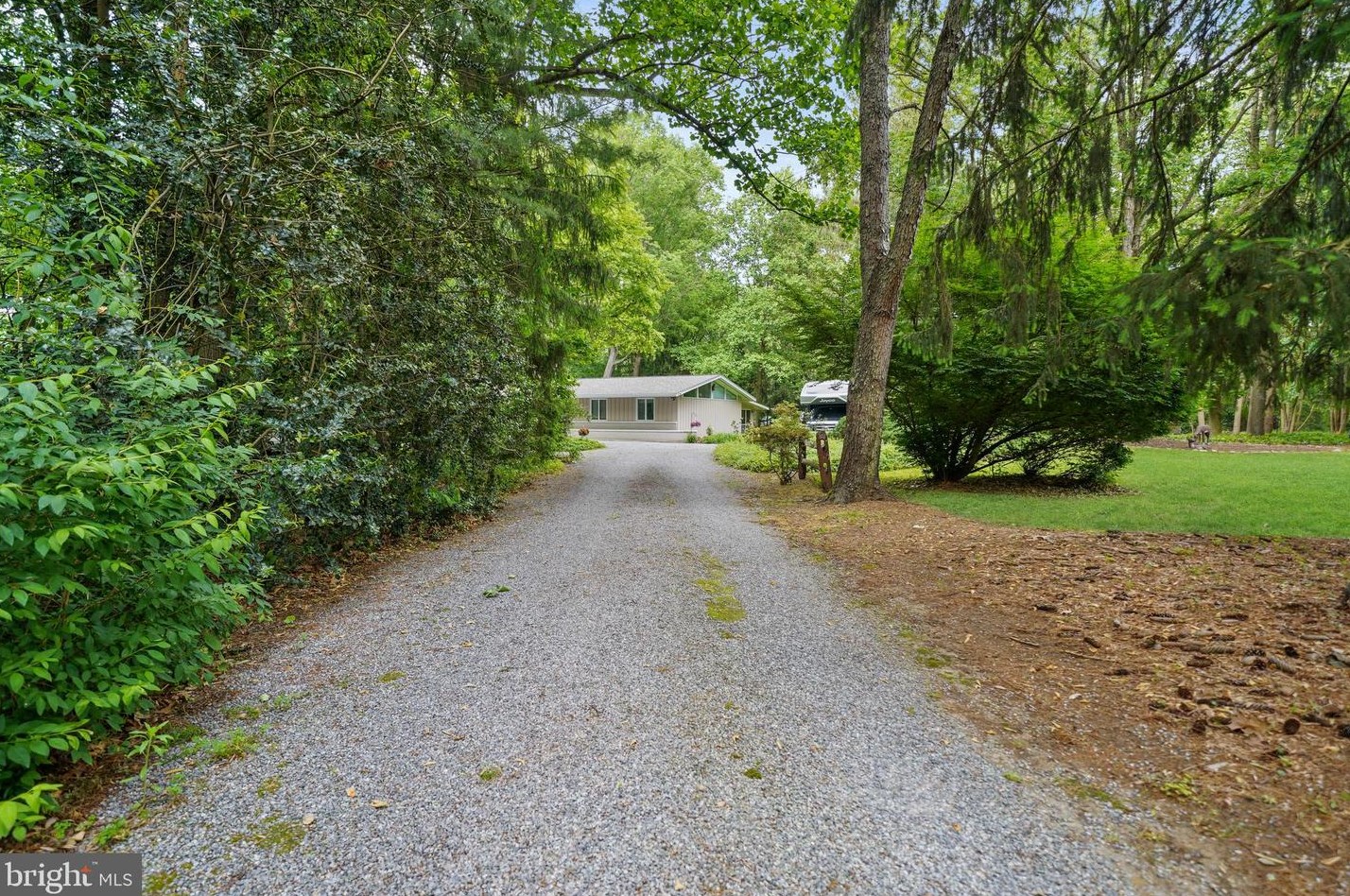 96 Holly Ln, Pilesgrove, NJ 08098