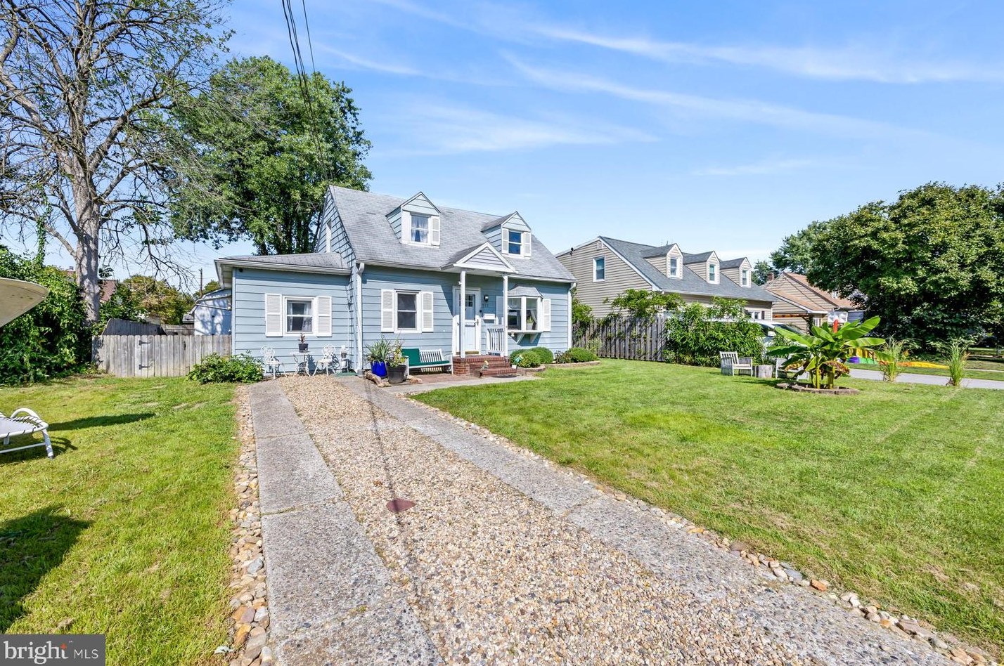 373 Manor Ave, Carneys Point Township, NJ 08069-2902