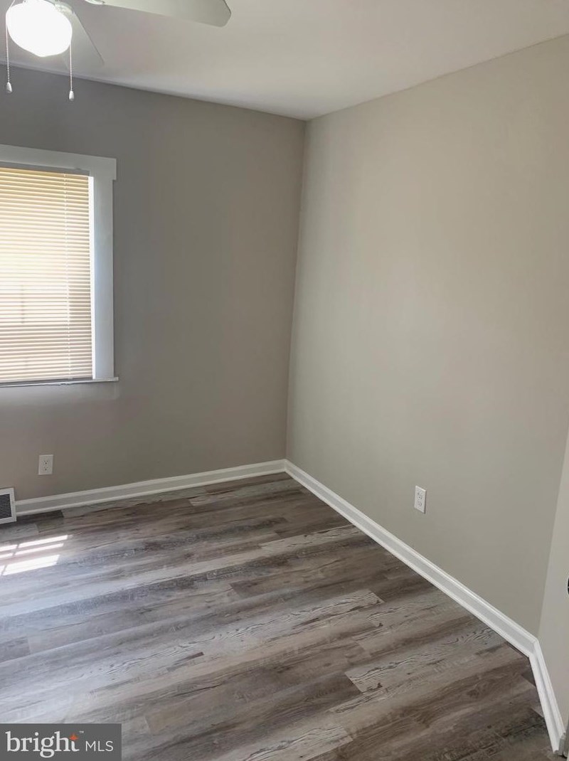 138 Lanning Ave, Carneys Point Township NJ  08069-1018 exterior
