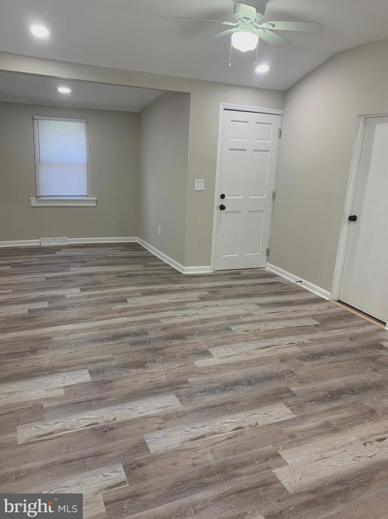 138 Lanning Ave, Carneys Point Township NJ  08069-1018 exterior