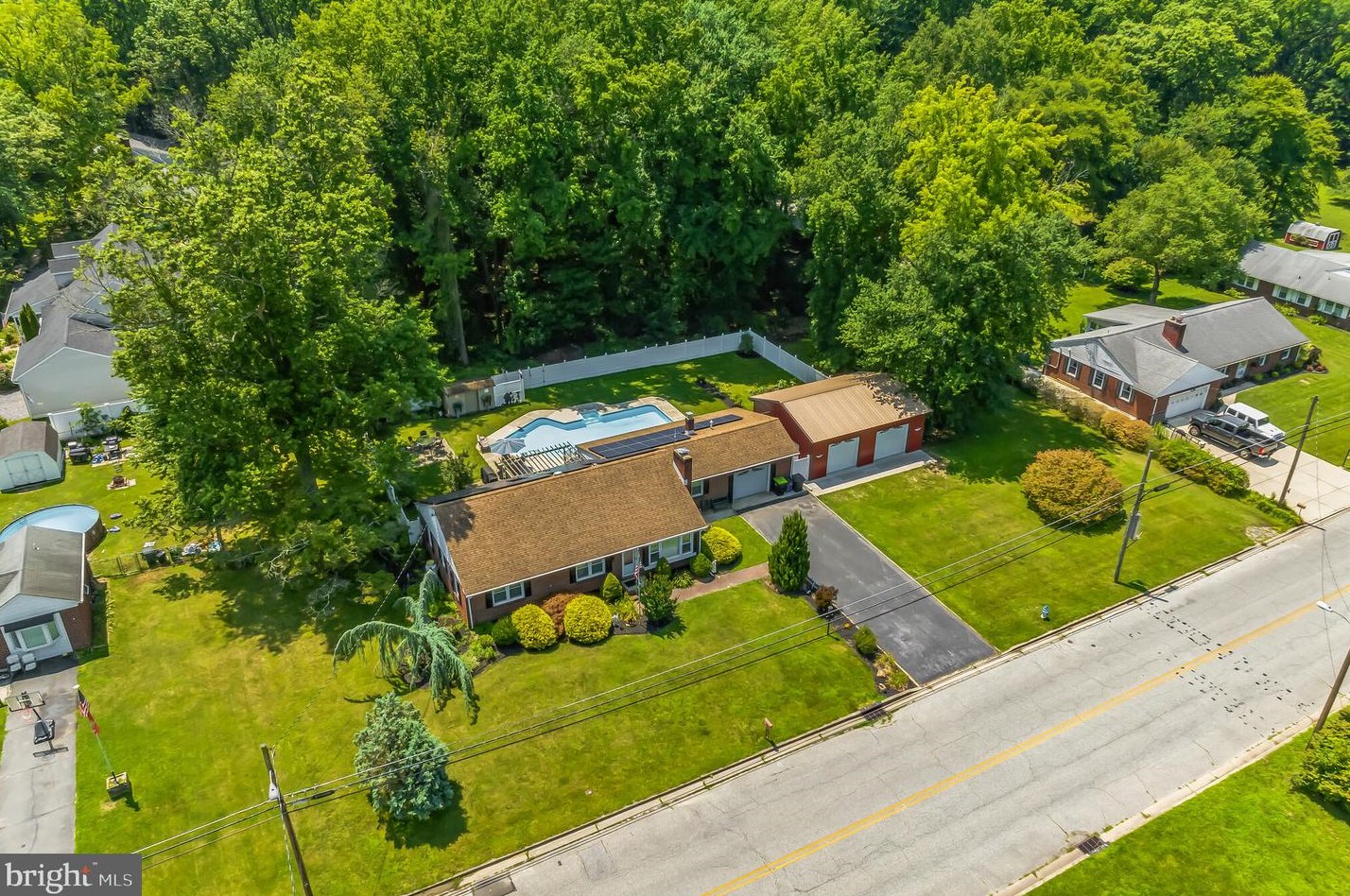 269 Pittsfield St, Pennsville NJ 08070-1921 exterior