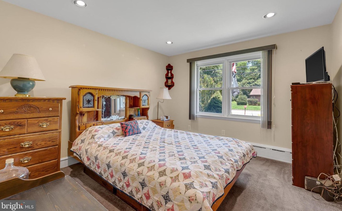 269 Pittsfield St, Pennsville NJ 08070-1921 exterior